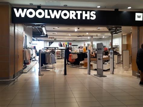 woolworths cape town international airport